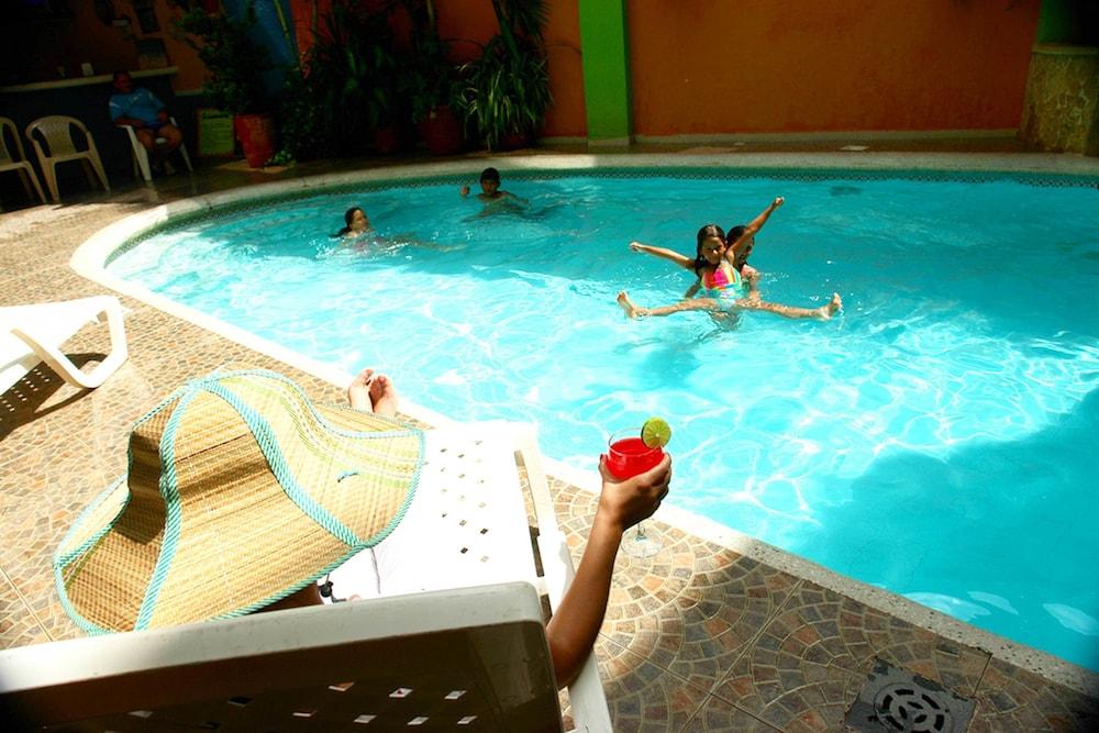 On Vacation Coral Flower San Andres  Exterior photo
