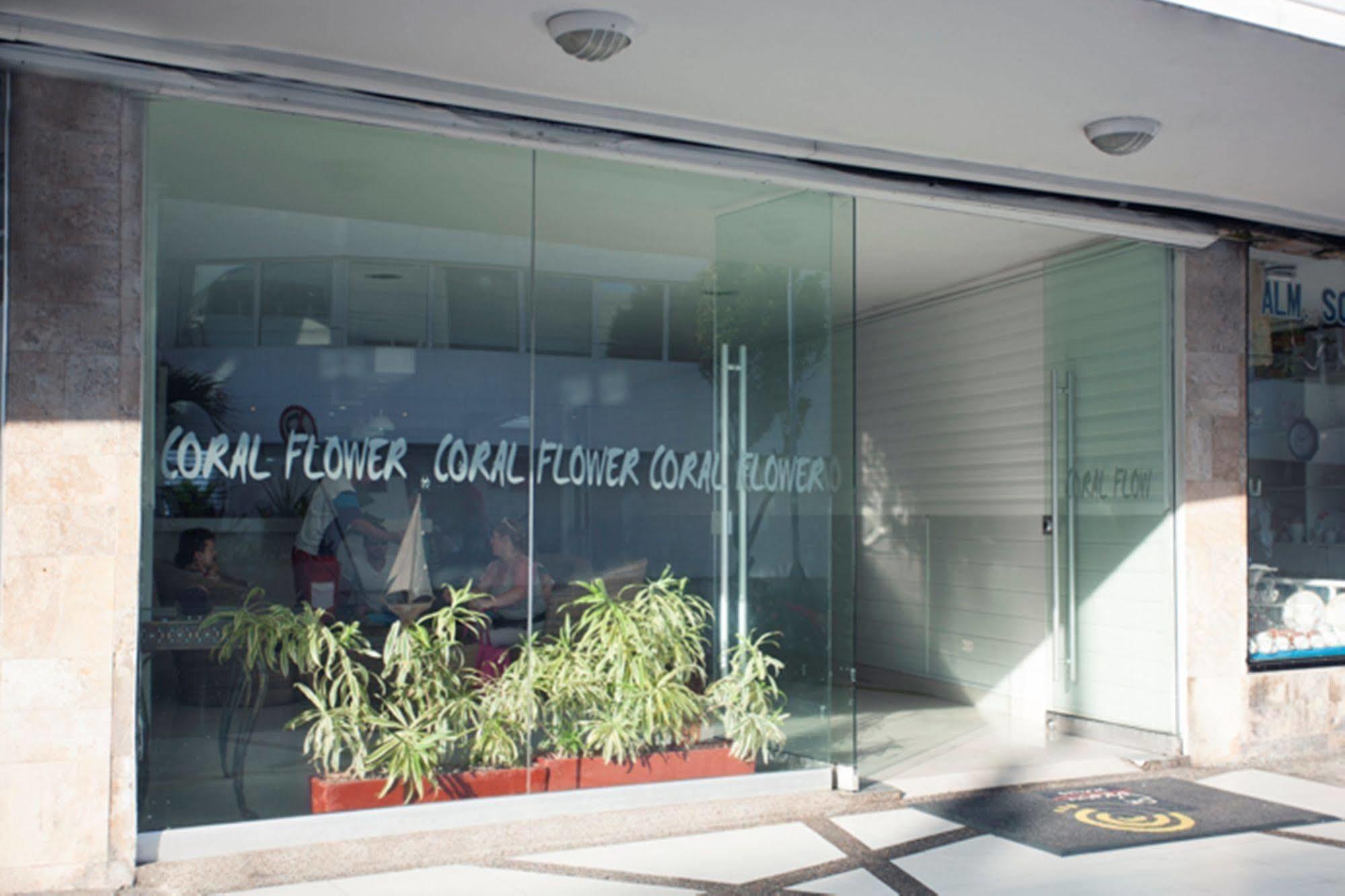 On Vacation Coral Flower San Andres  Exterior photo
